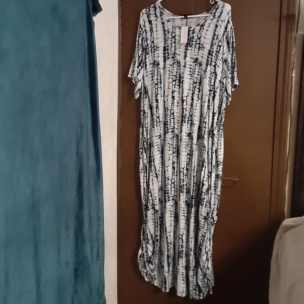 NWT Lane Bryant size 22/24 Tie dye dress